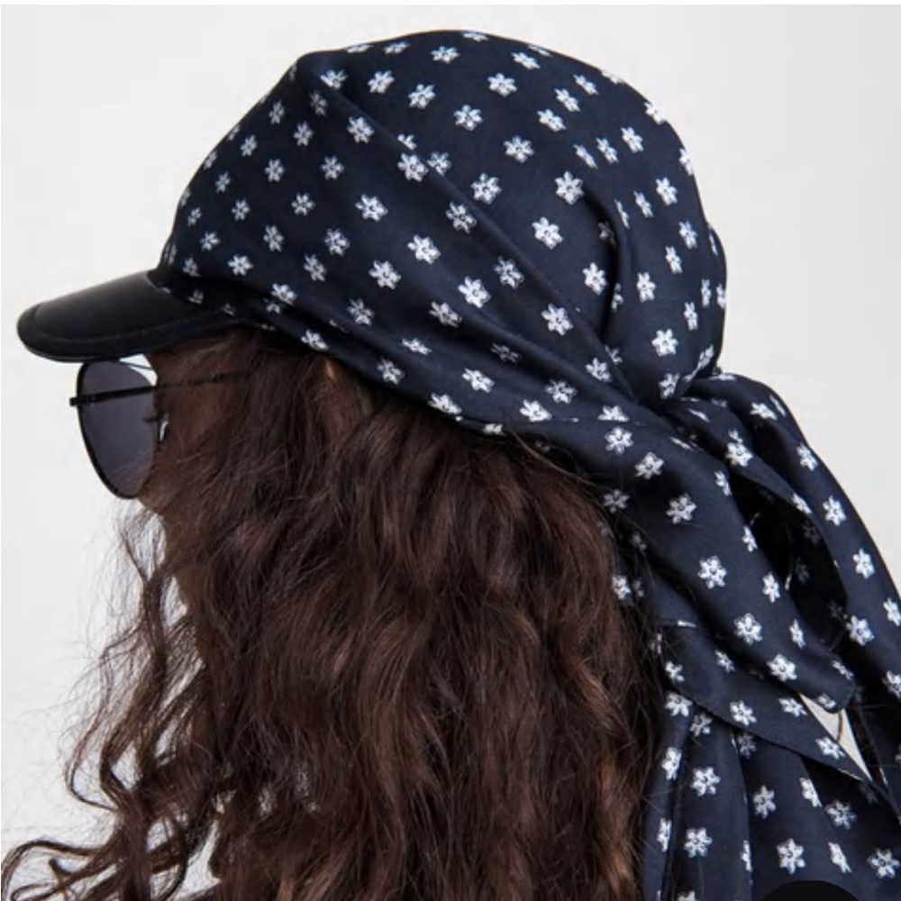 NWT and sold out GIa headscarf Rag & Bone